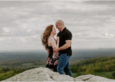 Engagement Session at Bonticou Crag in Mohonk Preserve / Hudson Valley New York Wedding Photographer