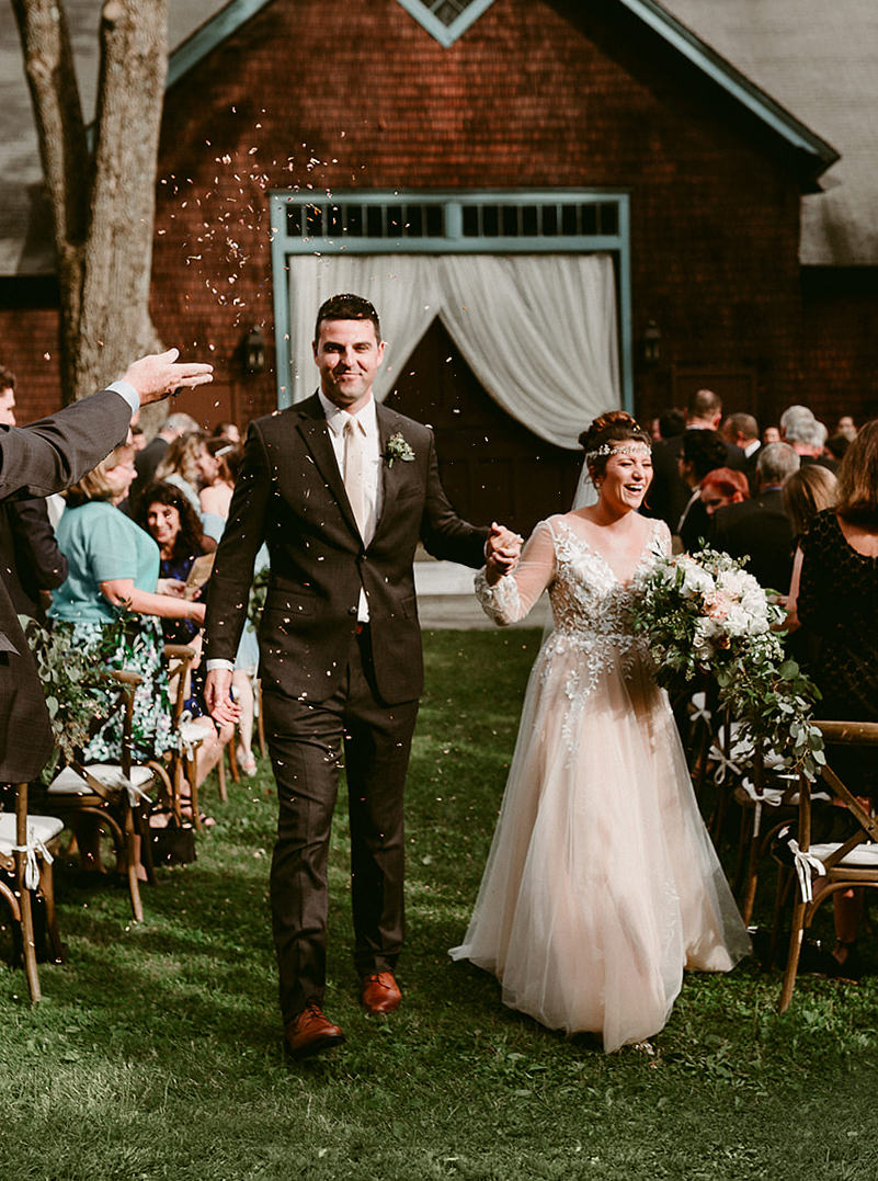 wedding-in-the-berkshires-at-stonover-farm-lenox-massachusetts-photographer
